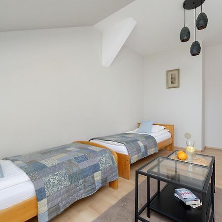 Sunshine Apartment Krakow Bagian luar foto